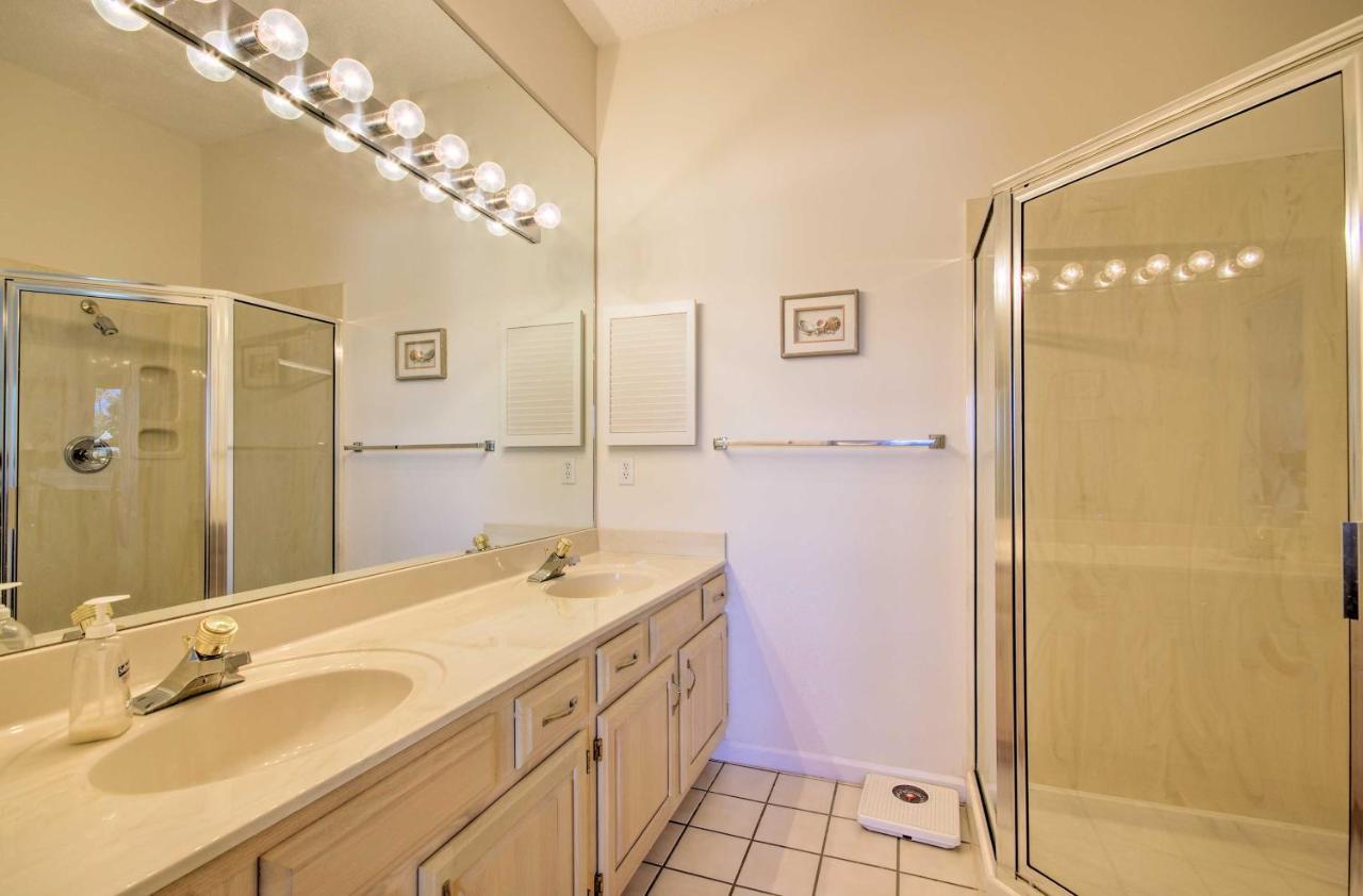 Bright Waterfront Condo With Resort Amenities! 레이크오자크 외부 사진