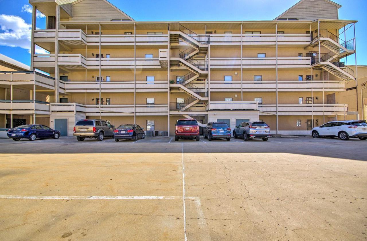 Bright Waterfront Condo With Resort Amenities! 레이크오자크 외부 사진